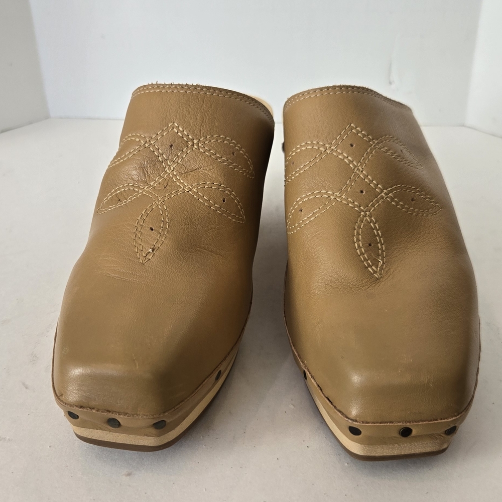 Bird Of Flight Tan Leather Embroidered Women's Clogs Mules Western Style